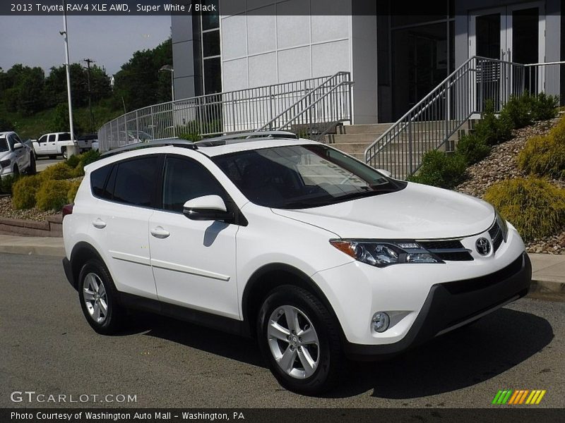 Super White / Black 2013 Toyota RAV4 XLE AWD