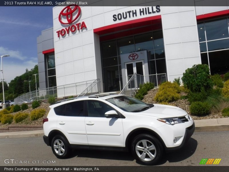 Super White / Black 2013 Toyota RAV4 XLE AWD