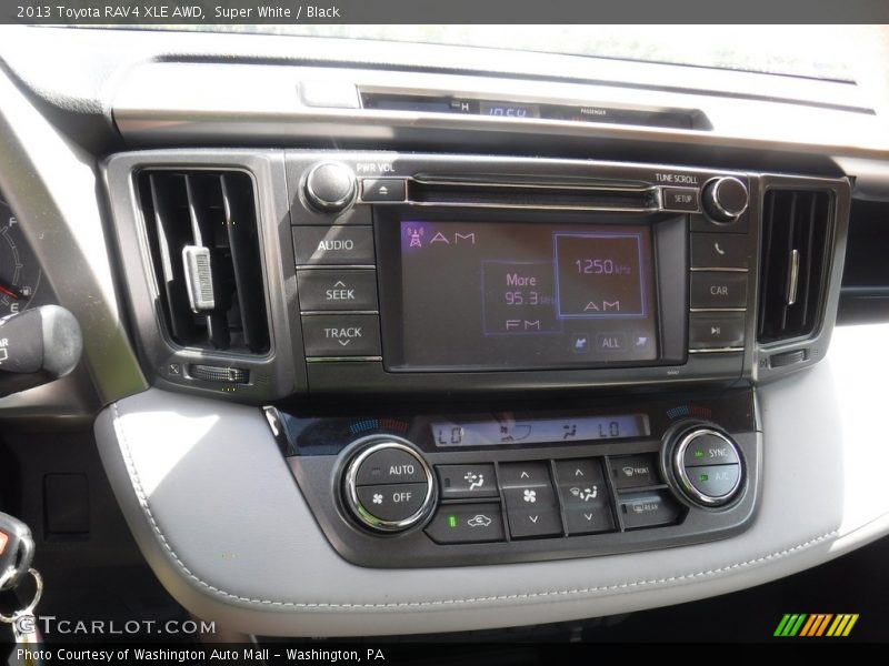 Super White / Black 2013 Toyota RAV4 XLE AWD