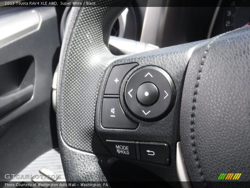 Super White / Black 2013 Toyota RAV4 XLE AWD