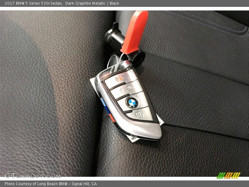 Dark Graphite Metallic / Black 2017 BMW 5 Series 530i Sedan