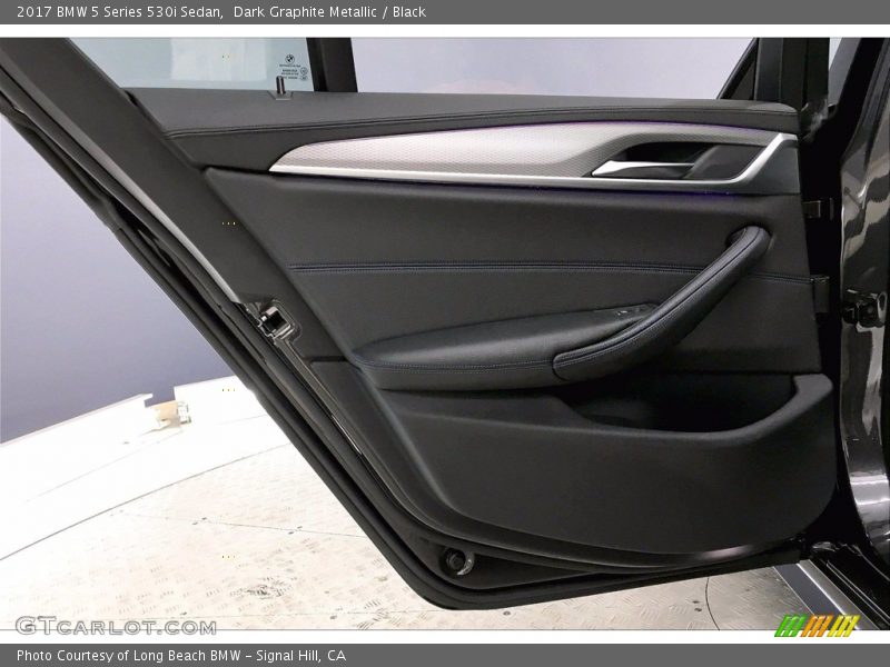 Dark Graphite Metallic / Black 2017 BMW 5 Series 530i Sedan