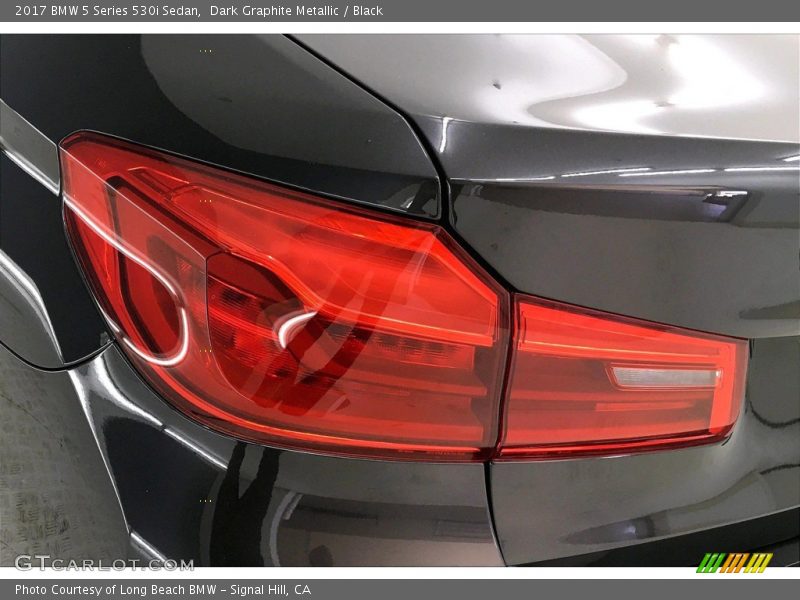 Dark Graphite Metallic / Black 2017 BMW 5 Series 530i Sedan
