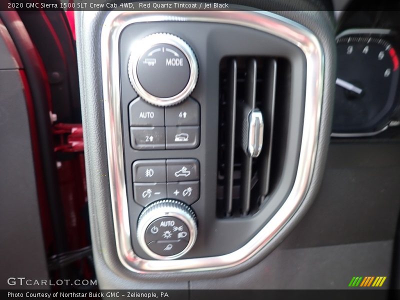 Controls of 2020 Sierra 1500 SLT Crew Cab 4WD