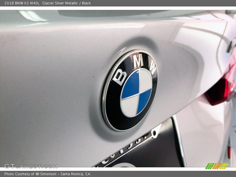 Glacier Silver Metallic / Black 2018 BMW X3 M40i