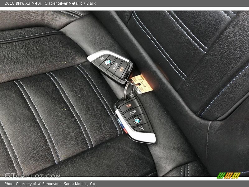 Glacier Silver Metallic / Black 2018 BMW X3 M40i