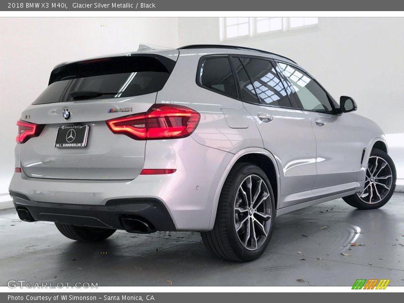 Glacier Silver Metallic / Black 2018 BMW X3 M40i