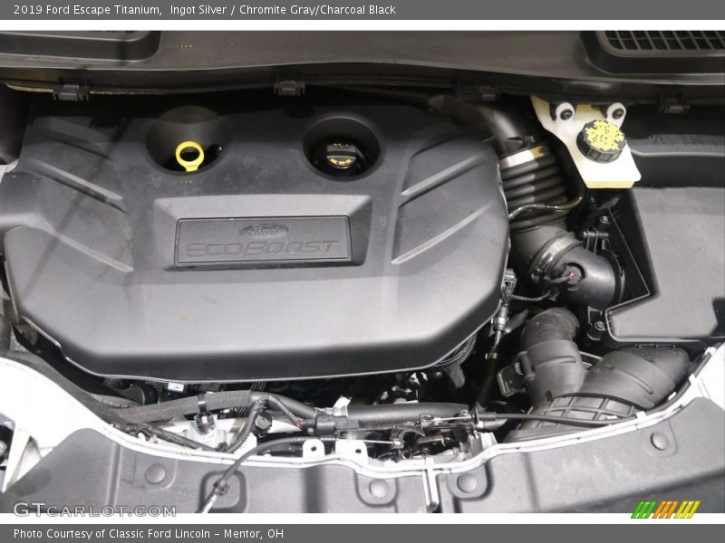 Ingot Silver / Chromite Gray/Charcoal Black 2019 Ford Escape Titanium