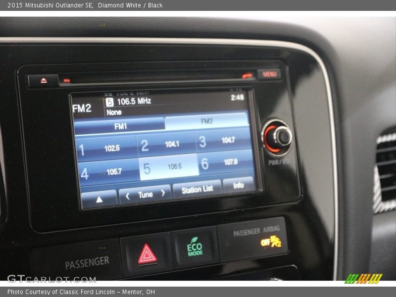 Controls of 2015 Outlander SE