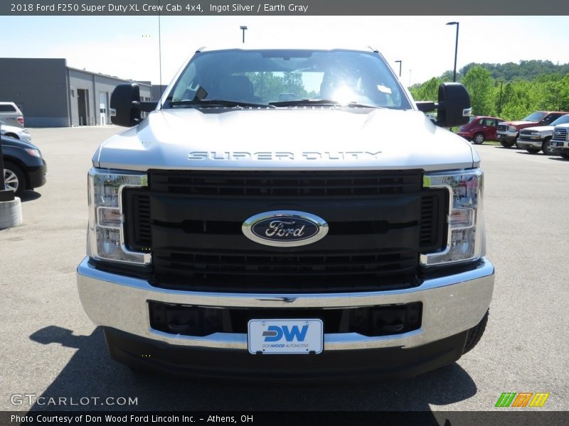 Ingot Silver / Earth Gray 2018 Ford F250 Super Duty XL Crew Cab 4x4