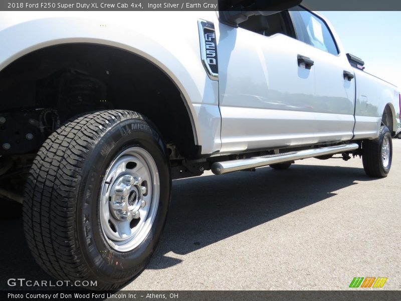 Ingot Silver / Earth Gray 2018 Ford F250 Super Duty XL Crew Cab 4x4