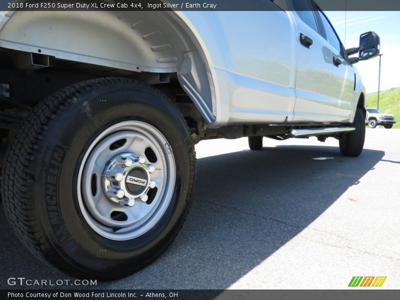 Ingot Silver / Earth Gray 2018 Ford F250 Super Duty XL Crew Cab 4x4