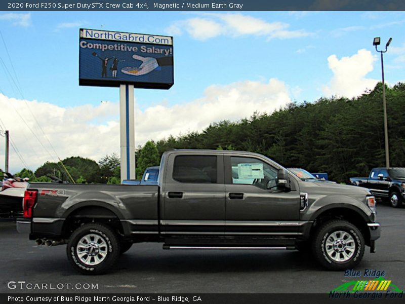Magnetic / Medium Earth Gray 2020 Ford F250 Super Duty STX Crew Cab 4x4