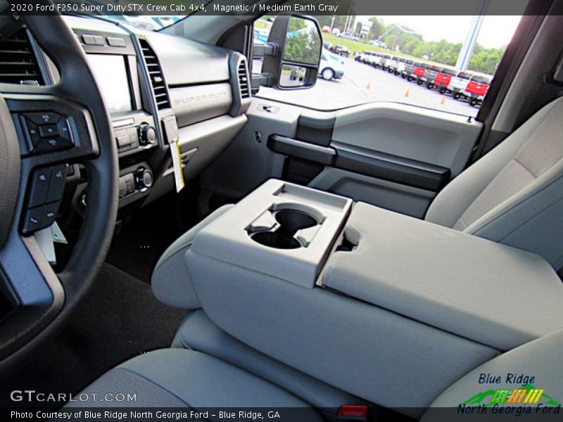 Magnetic / Medium Earth Gray 2020 Ford F250 Super Duty STX Crew Cab 4x4