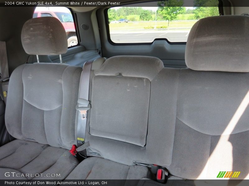 Summit White / Pewter/Dark Pewter 2004 GMC Yukon SLE 4x4