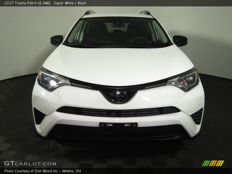 Super White / Black 2017 Toyota RAV4 LE AWD