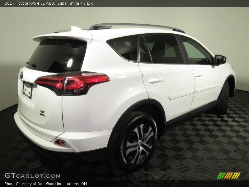 Super White / Black 2017 Toyota RAV4 LE AWD