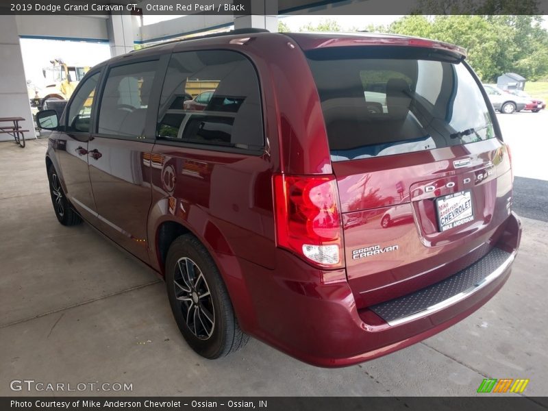 Octane Red Pearl / Black 2019 Dodge Grand Caravan GT