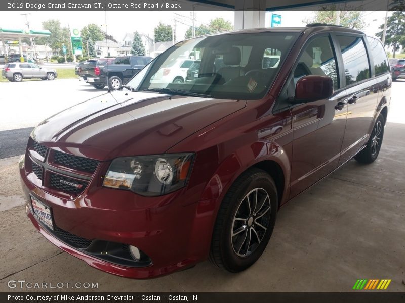 Octane Red Pearl / Black 2019 Dodge Grand Caravan GT