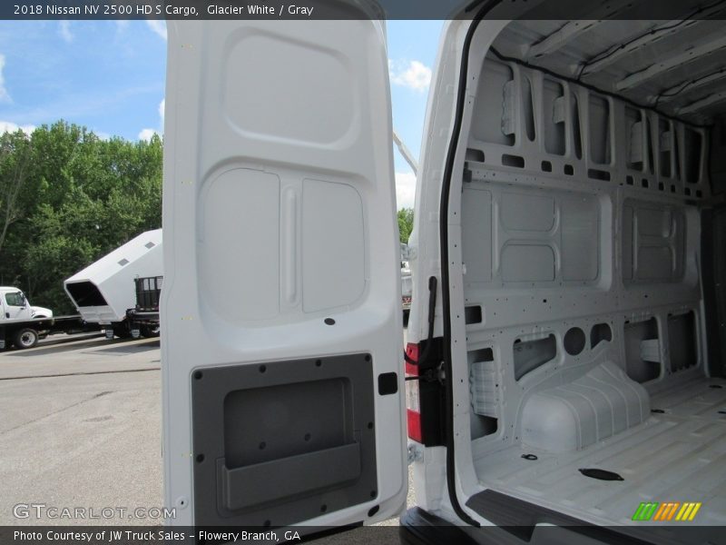 Glacier White / Gray 2018 Nissan NV 2500 HD S Cargo