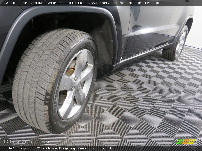 Brilliant Black Crystal Pearl / Dark Frost Beige/Light Frost Beige 2011 Jeep Grand Cherokee Overland 4x4