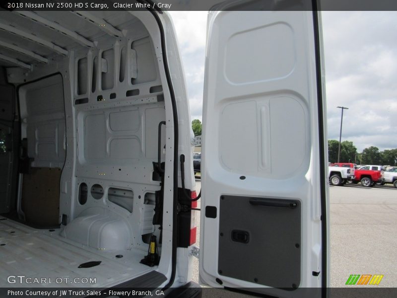 Glacier White / Gray 2018 Nissan NV 2500 HD S Cargo