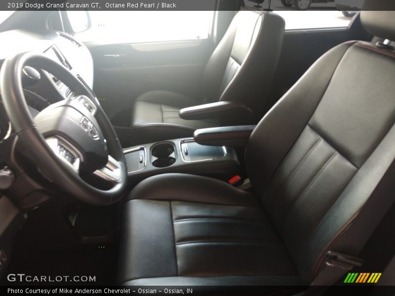 Octane Red Pearl / Black 2019 Dodge Grand Caravan GT