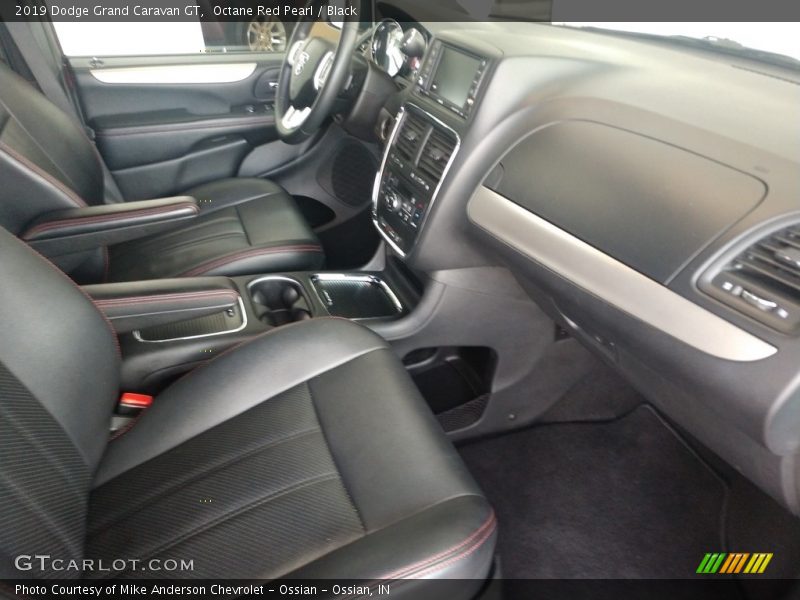 Octane Red Pearl / Black 2019 Dodge Grand Caravan GT