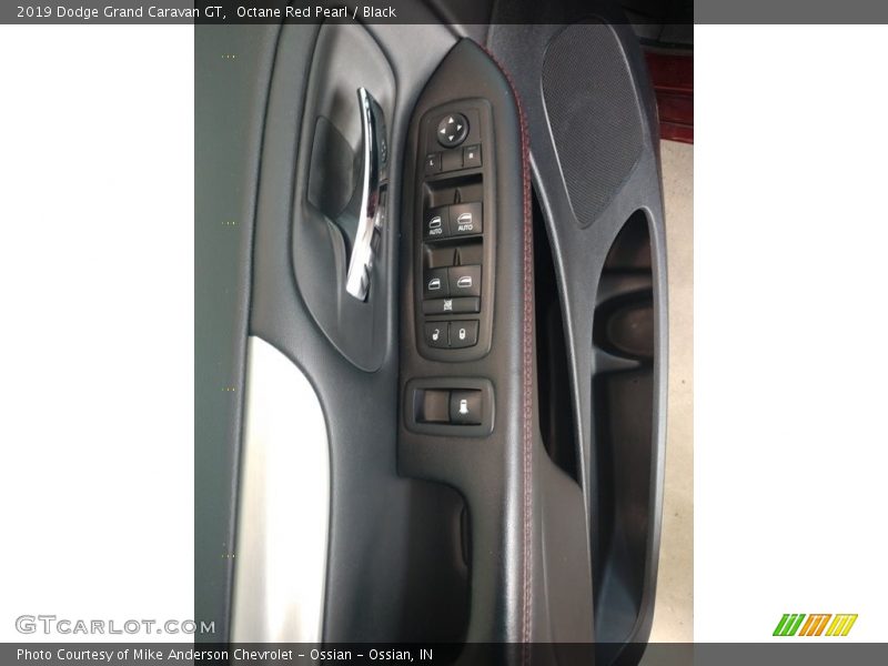 Octane Red Pearl / Black 2019 Dodge Grand Caravan GT