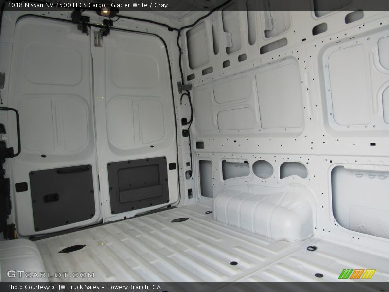 Glacier White / Gray 2018 Nissan NV 2500 HD S Cargo
