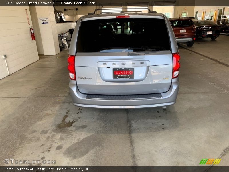 Granite Pearl / Black 2019 Dodge Grand Caravan GT