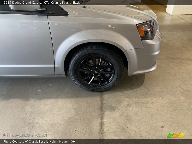 Granite Pearl / Black 2019 Dodge Grand Caravan GT