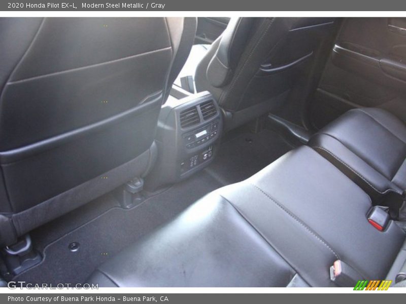 Modern Steel Metallic / Gray 2020 Honda Pilot EX-L
