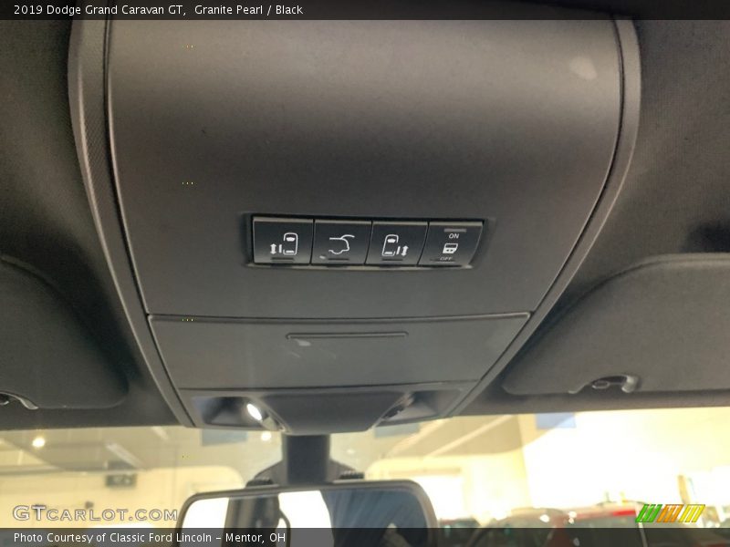 Granite Pearl / Black 2019 Dodge Grand Caravan GT