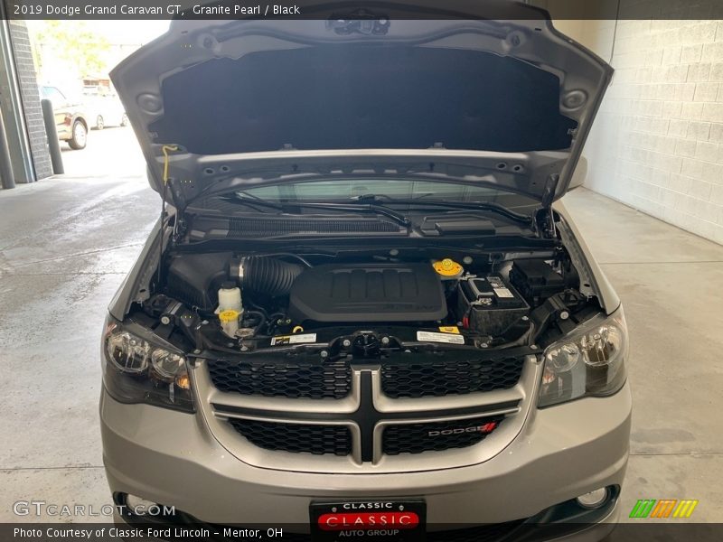 Granite Pearl / Black 2019 Dodge Grand Caravan GT