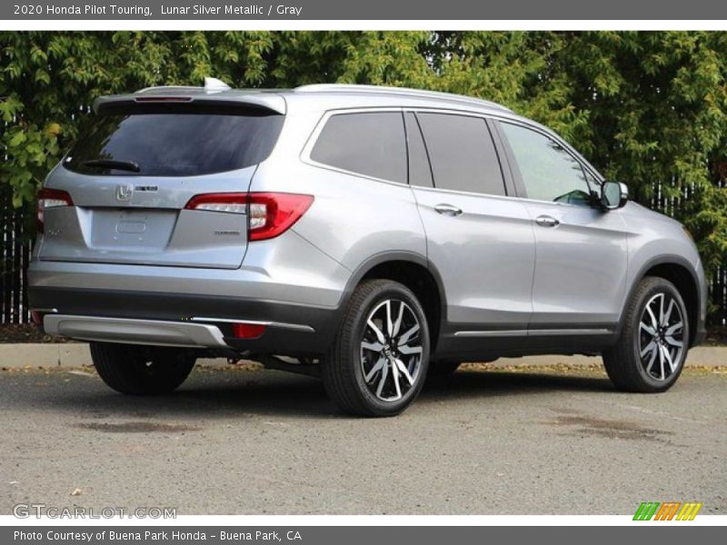 Lunar Silver Metallic / Gray 2020 Honda Pilot Touring