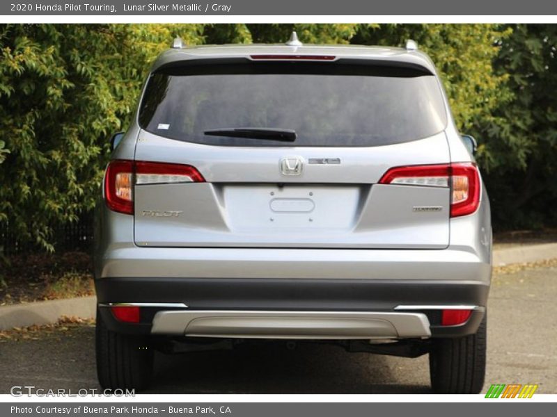Lunar Silver Metallic / Gray 2020 Honda Pilot Touring