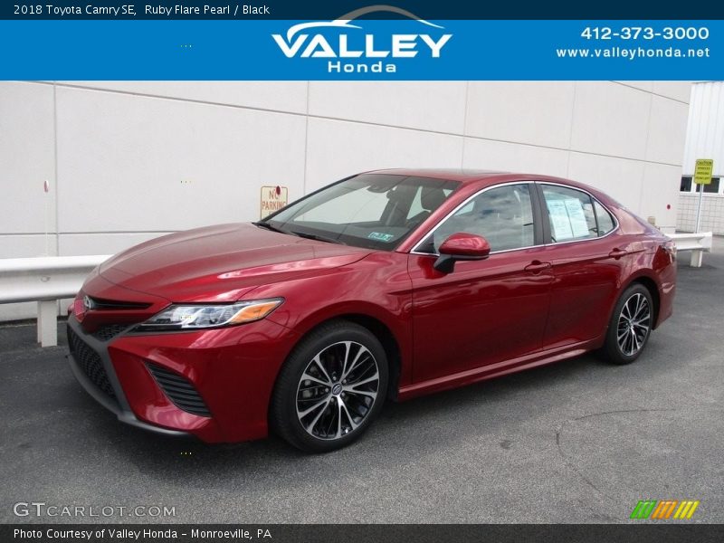 Ruby Flare Pearl / Black 2018 Toyota Camry SE