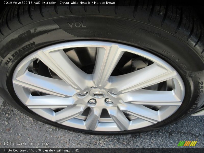 Crystal White Metallic / Maroon Brown 2019 Volvo S90 T6 AWD Inscription
