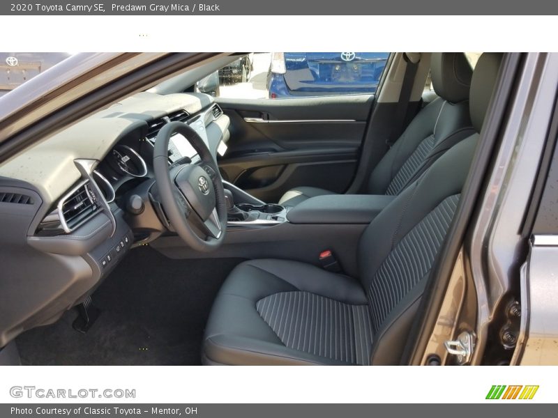 Predawn Gray Mica / Black 2020 Toyota Camry SE