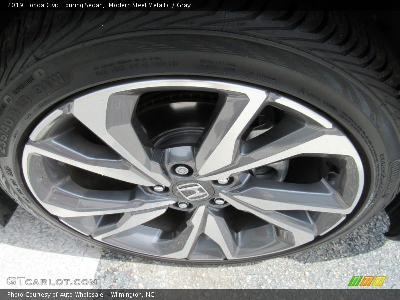 Modern Steel Metallic / Gray 2019 Honda Civic Touring Sedan