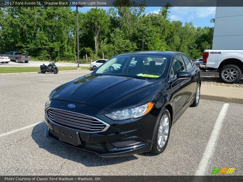 Shadow Black / Medium Light Stone 2017 Ford Fusion SE