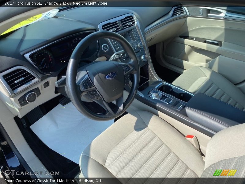 Shadow Black / Medium Light Stone 2017 Ford Fusion SE