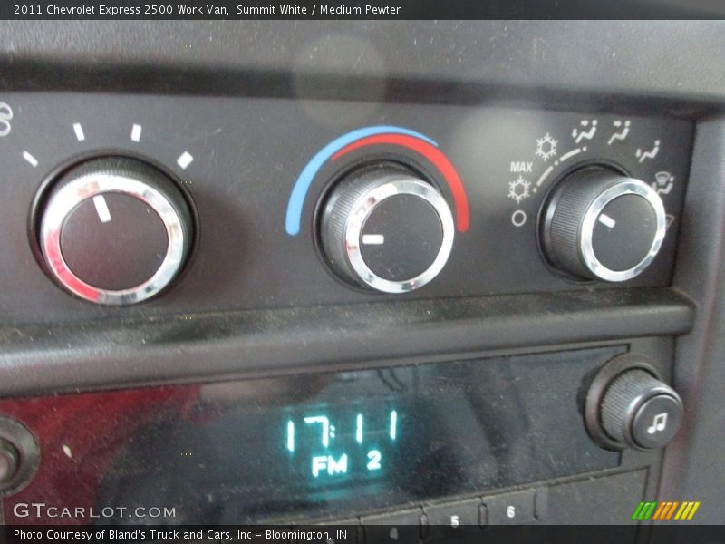 Summit White / Medium Pewter 2011 Chevrolet Express 2500 Work Van