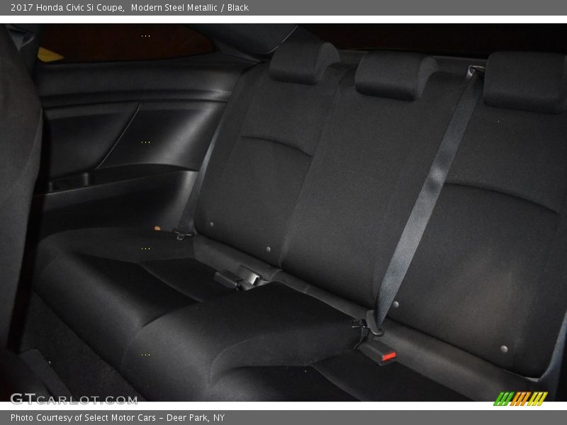Modern Steel Metallic / Black 2017 Honda Civic Si Coupe