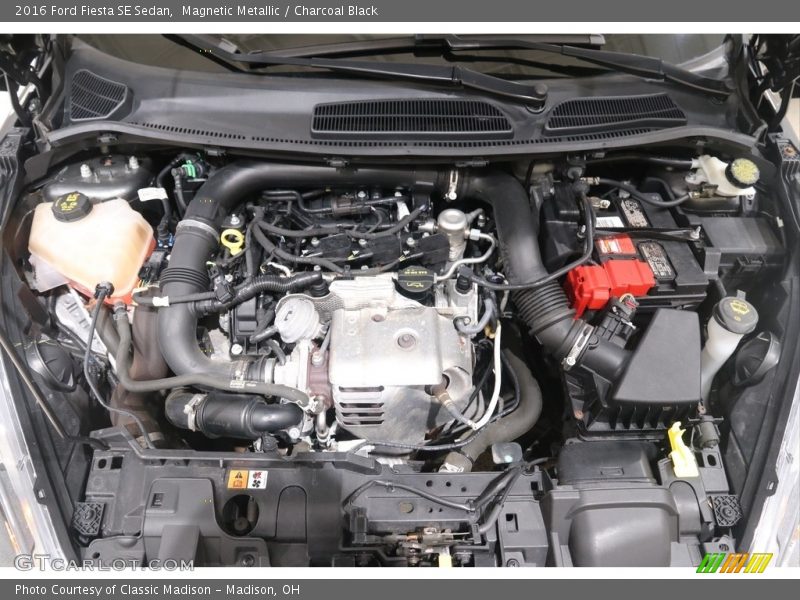 Magnetic Metallic / Charcoal Black 2016 Ford Fiesta SE Sedan
