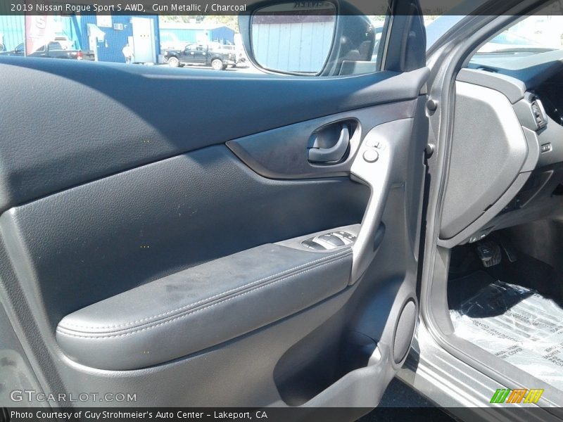 Gun Metallic / Charcoal 2019 Nissan Rogue Sport S AWD