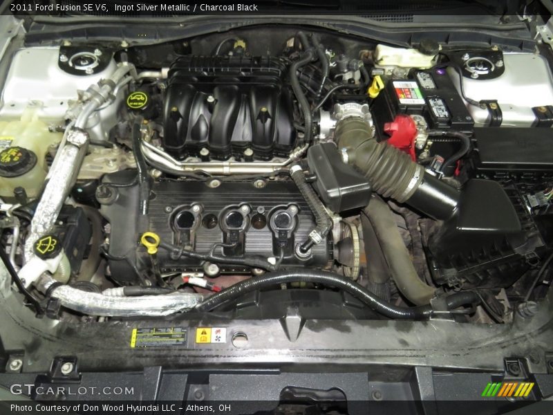 Ingot Silver Metallic / Charcoal Black 2011 Ford Fusion SE V6