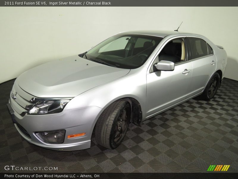 Ingot Silver Metallic / Charcoal Black 2011 Ford Fusion SE V6