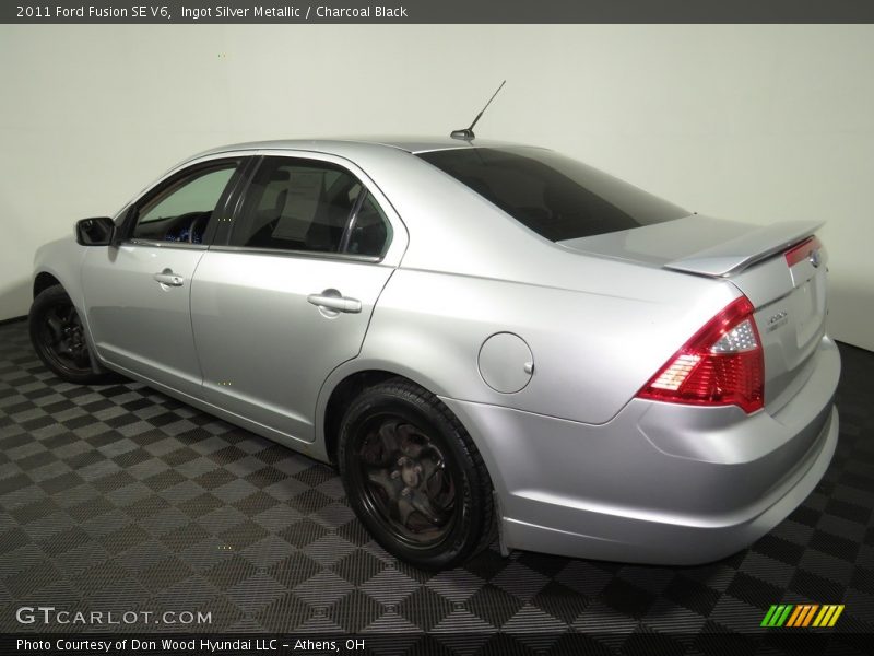 Ingot Silver Metallic / Charcoal Black 2011 Ford Fusion SE V6